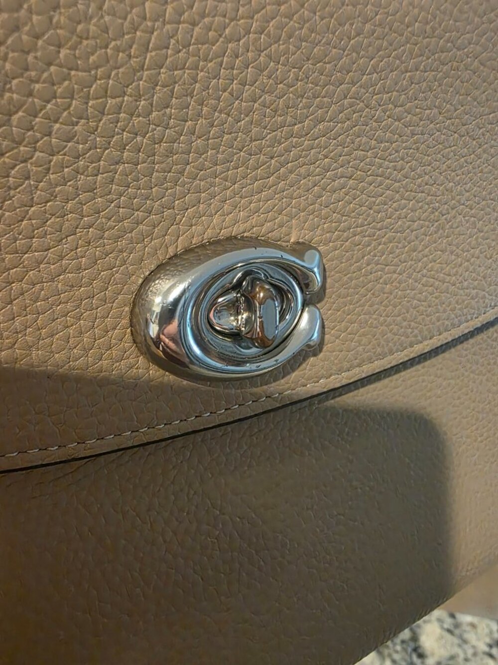 Coach Cassie Pebbled Leather Crossbody bag in Taupe Silver - Picture 11 of 11